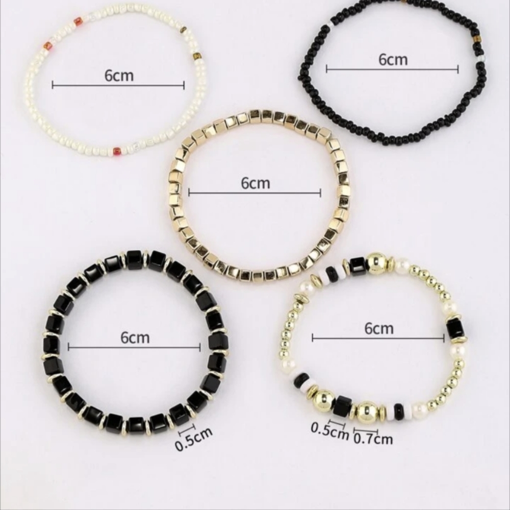 5 Individual Minimalist Beaded Bracelets  Black, white and gold - Picture 4 of 4